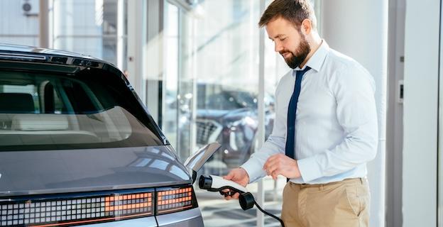 Does Your Dealership  Staff Know Their Stuff When It Comes to Selling E Vs?